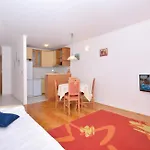 דירה Two-bedroom With Sea View In *