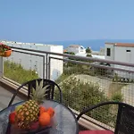 Two-bedroom With Sea View In דירה *