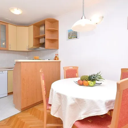 Two-Bedroom Apartment With Sea View In Split