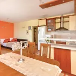 Two-bedroom With Sea View In * 스플리트
