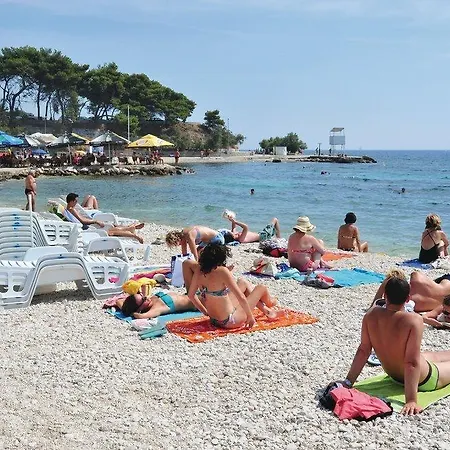 2 Bedroom Nice Apartment In Split *