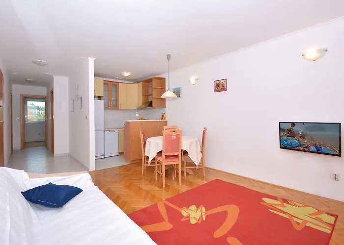 Apartmán Two-bedroom With Sea View In *